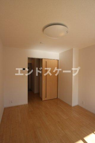 フィオーレ　プリート　Ⅲの居間・リビング|高崎、前橋のお部屋探しはエンドスケープまで！お客様の理想お聞かせ下さい♪