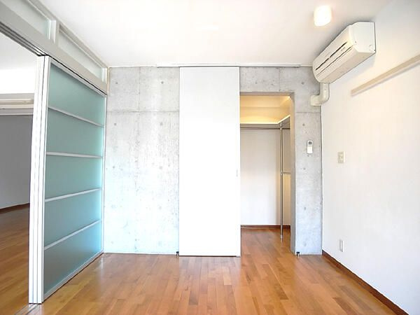 ハウス学芸大の寝室|落ち着いて過ごせるお部屋なので、寝室にいかがでしょうか