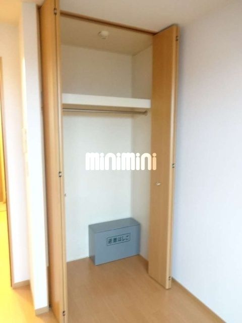 フラワーガーデン鷹番の収納|収納があります