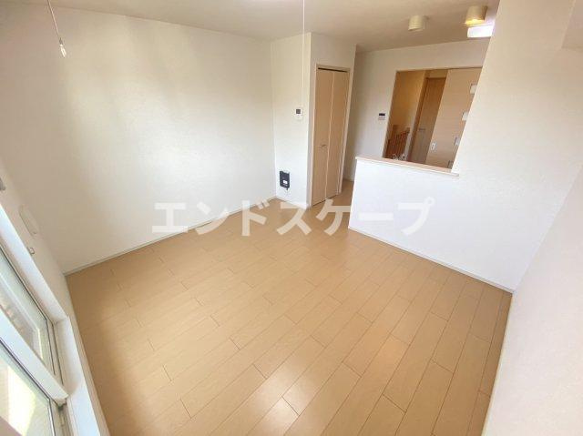 ピーチハッピネスの居間・リビング|高崎、前橋のお部屋探しはエンドスケープまで！お客様の理想お聞かせ下さい♪