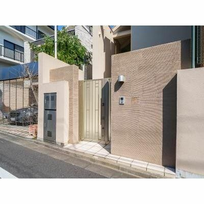 世田谷区深沢１丁目の一戸建ての外観|きれいな外観です