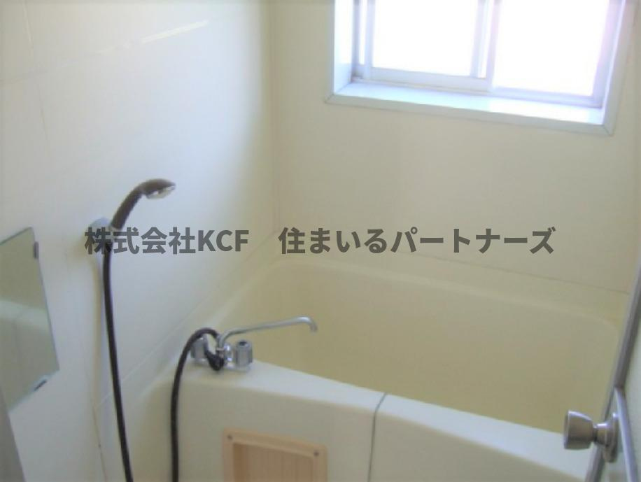 高良内コーポの浴室|きれいなお風呂です