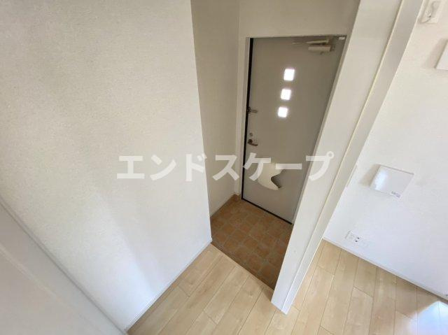 エレガント・パレスの玄関|高崎、前橋のお部屋探しはエンドスケープまで！お客様の理想お聞かせ下さい♪