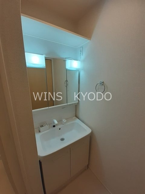世田谷区砧４丁目のアパートの洗面所