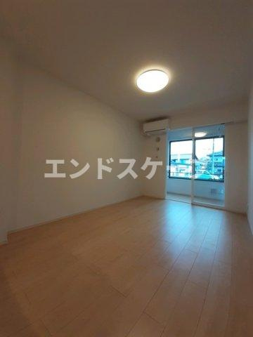 ガーデン漆原Ⅱの居間・リビング|高崎、前橋のお部屋探しはエンドスケープまで！お客様の理想お聞かせ下さい♪