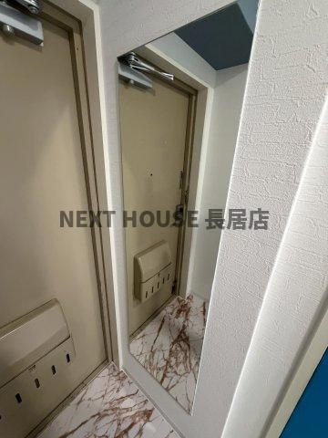 第2石見ハイツの玄関