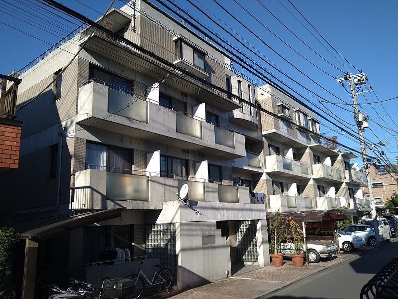 レオパレスＲＸコスモＭの外観