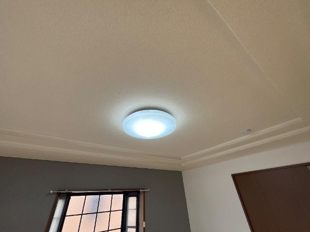 プラティークＢの設備|照明器具4台