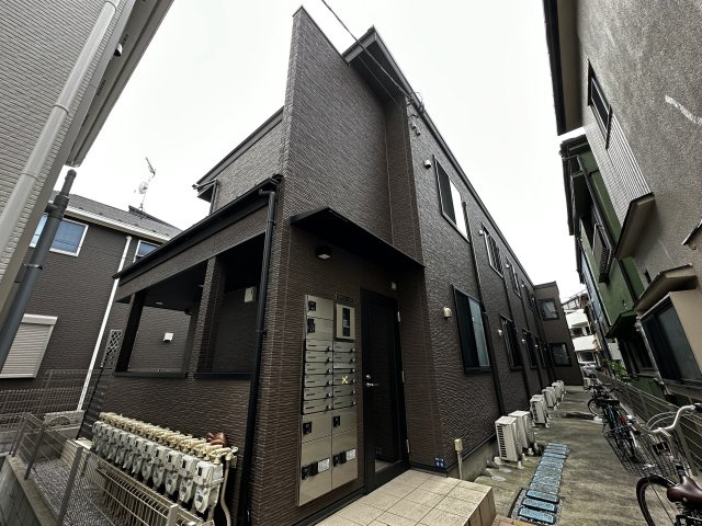 BASE上板橋の外観