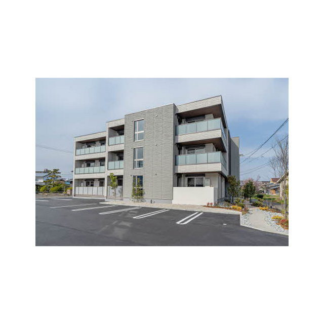 リオリエント三里