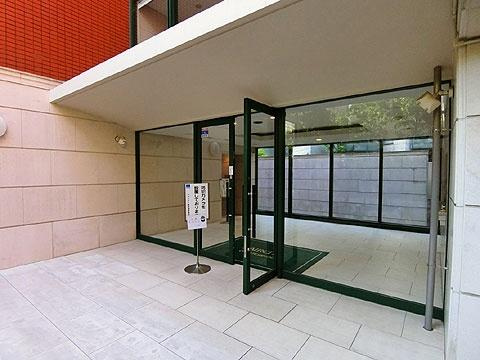 【エントランス】
