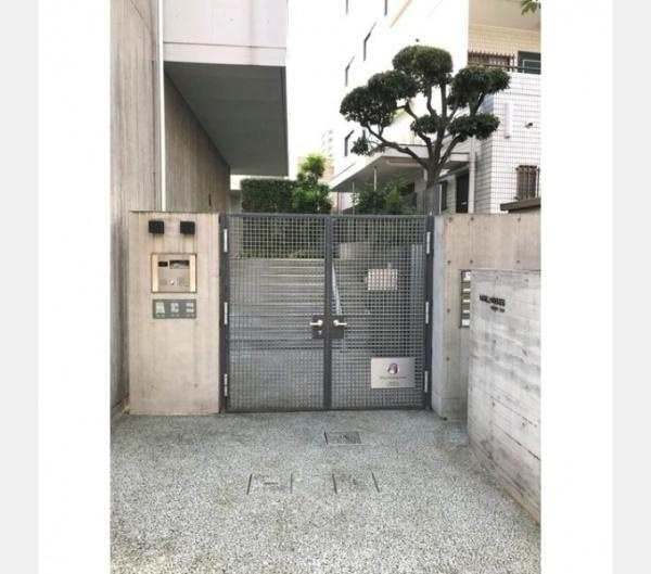 【エントランス】