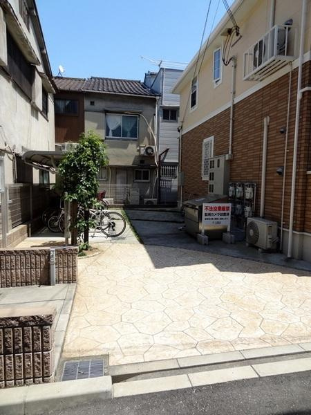 フリーデのエントランス|★建物周辺★