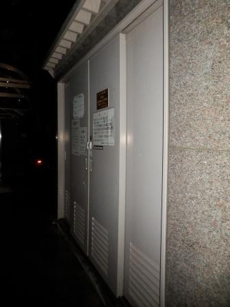 サンプラザ大正のエントランス|★敷地内ゴミ置き場★