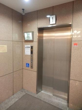 サンプラザ大正のエントランス|★安心のモニター付き★