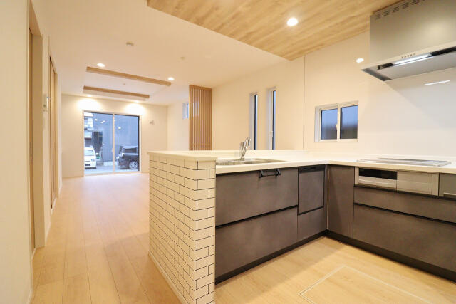 新築戸建て・仲介手数料無料）愛西市北一色町北田面２期１棟／２期１号棟の居間・リビング