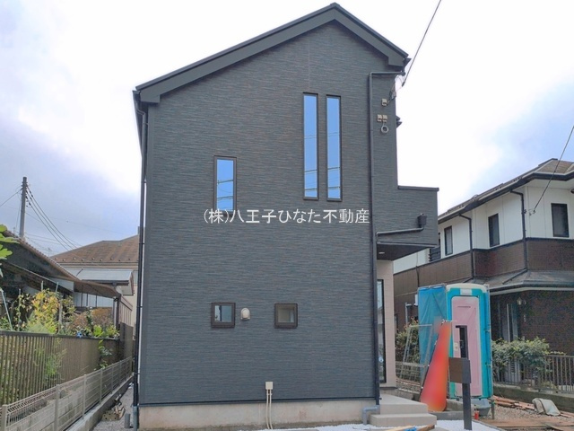 『八王子市新築戸建て』八王子市中野町2487【仲介手数料無料】　２期の外観|～仲介手数料無料☆八王子ひなた不動産～八王子市中野町　新築戸建て