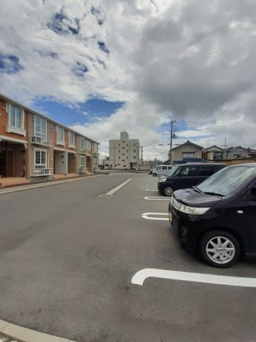 アクロポリスの駐車場