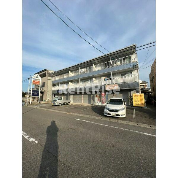 緑ヶ丘角新ビルの庭