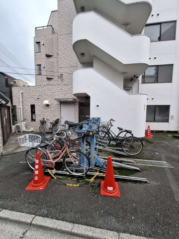 荒川区荒川３丁目の賃貸マンション