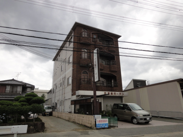 伊藤ガーデンハイツの外観