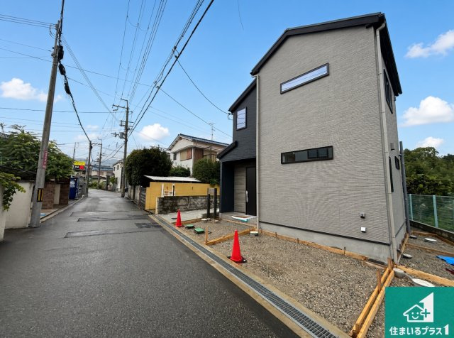 池田市旭丘　第1期　新築一戸建ての外観|安心の10年保証！外観を美しく保ち、雨水で汚れを落とします！気になることがありましたら、お気軽にお問い合わせください！