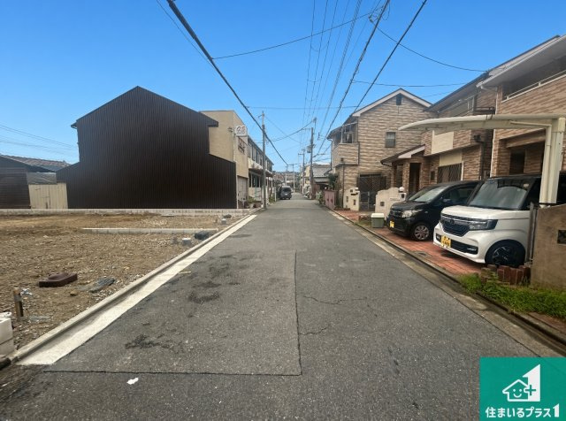 堺市堺区昭和通　第3期　新築一戸建ての前面道路含む現地写真|周辺は落ち着いた街並みの住宅地！子育てがしやすい住環境です！まだ未完成ですが、現地でしかわからない事もございます。是非一度ご覧ください。