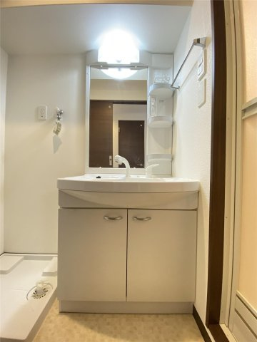 クロノス36薬園町の洗面所