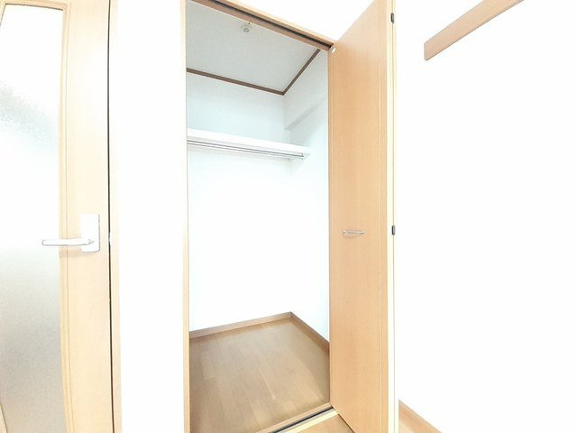 【収納】 | ａｕｂｅ春の町 | たっぷりとした収納スペースです