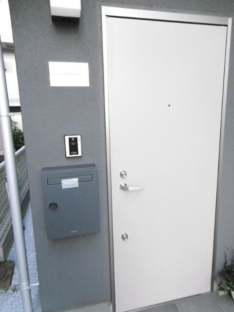 池田ビルの玄関