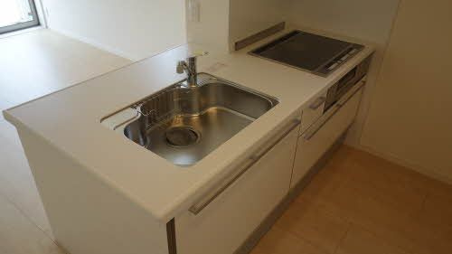 シャーメゾンガーデン福島 Ｃ棟のキッチン