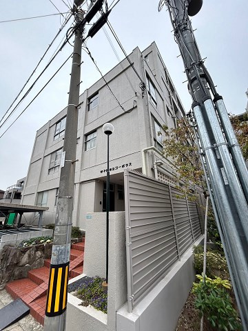 甲子園第二コーポラスの外観
