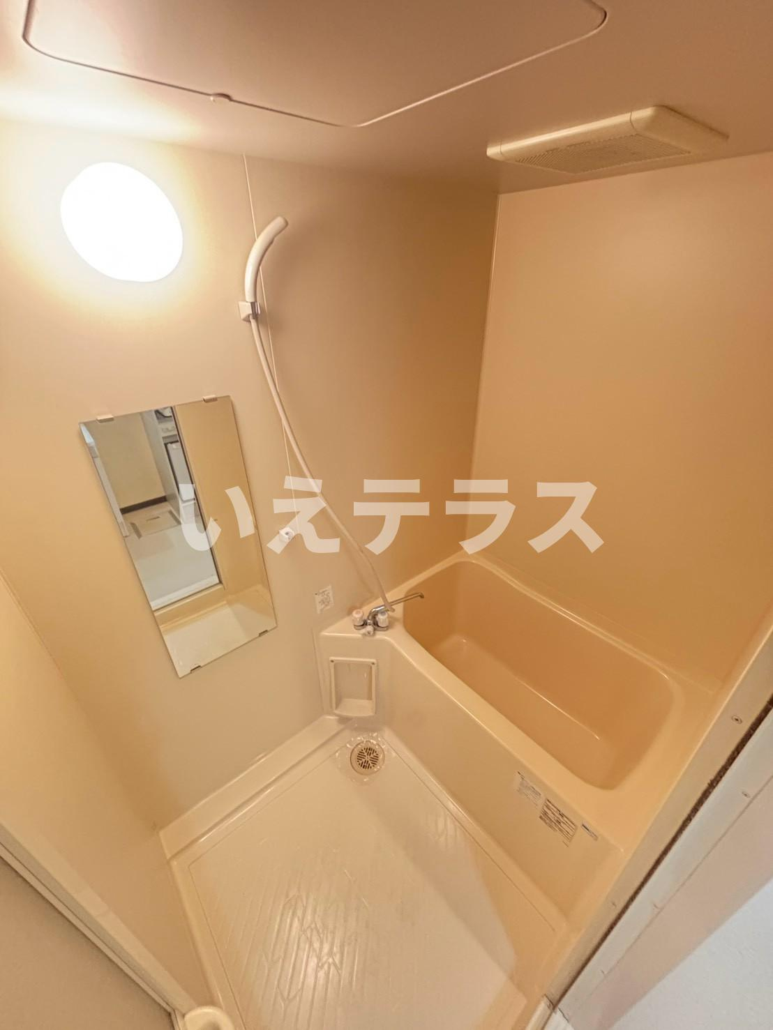 エスポワール三宮パートⅡの浴室