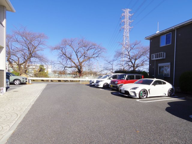 カーサ・レガーロⅠの駐車場