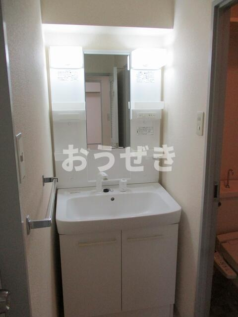 サンワイズ横浜の洗面所