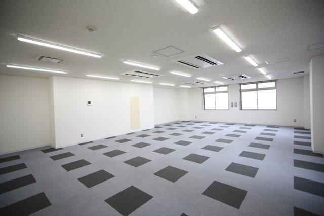 所沢市西所沢１丁目の店舗事務所