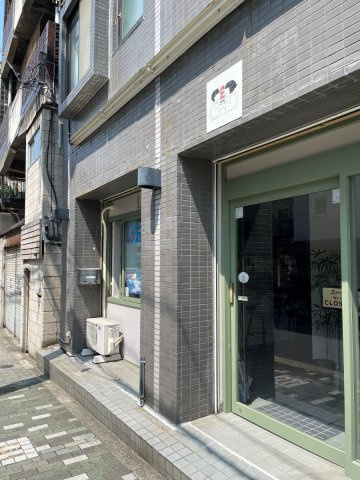 ラサール1のエントランス