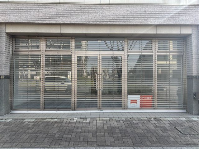 ルネ・アイン店舗の外観