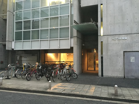 アップウェル船場の外観