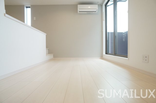 熊本市南区薄場１丁目のアパートの居間・リビング