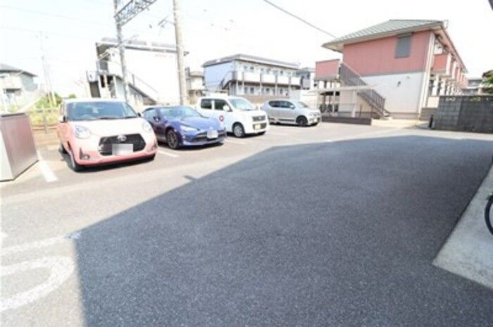 ヴィラ・グランメールの駐車場