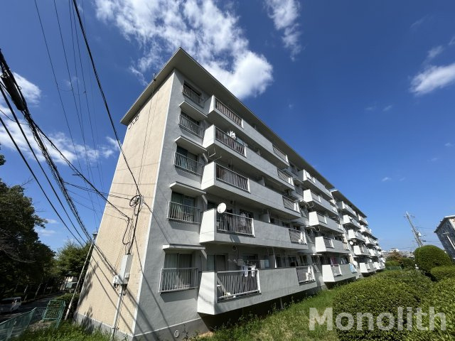 泉北桃山台第二団地38号棟の外観