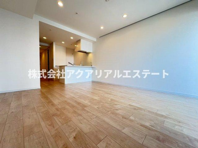 【居間・リビング】 | ロイヤルパークスタワー南千住