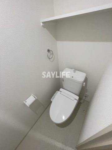D porta Damreyのトイレ