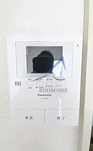 アゼリアボックス２７のセキュリティ|モニター付インターホンです。