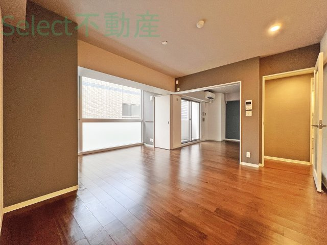 アンジュ栄のその他|室内イメージ写真です。実際のお部屋の内装(壁紙・床材・建具・設備などの色や柄)と相違する場合があります。また、リフォームの際に表装面(壁紙やCFなど)の色や柄が変更となる場合があります。