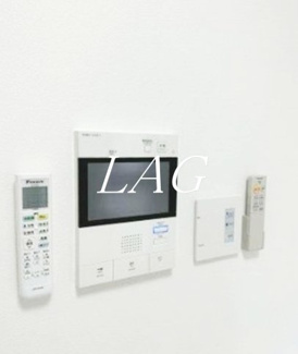 【設備】 | リライア登戸EAST SIDE | モニター付きインターフォンです。