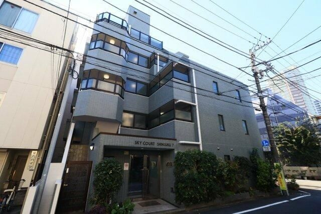 スカイコート新宿第７の外観