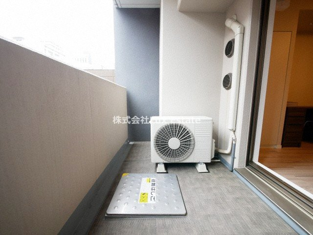 パークアクシス心斎橋のバルコニー