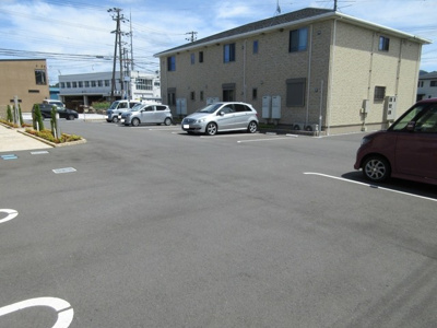 【駐車場】 | フランボアーズ篠山 Ⅰ